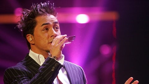 Schlagerstar Mike Leon Grosch schaffte es in der 3. DSDS-Staffel im Jahre 20052006 in die Top drei. (Foto: picture-alliance / Reportdienste, picture-alliance/ dpa/dpaweb | Jörg Carstensen) Schlagerstar Mike Leon Grosch schaffte es in der 3. DSDS-Staffel im Jahre 20052006 in die Top drei.