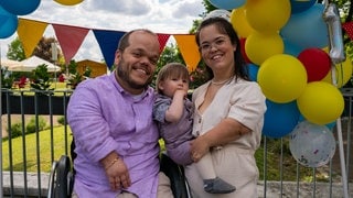 Familie Feist aus Backnang vor dem Wohnungsbrand. 