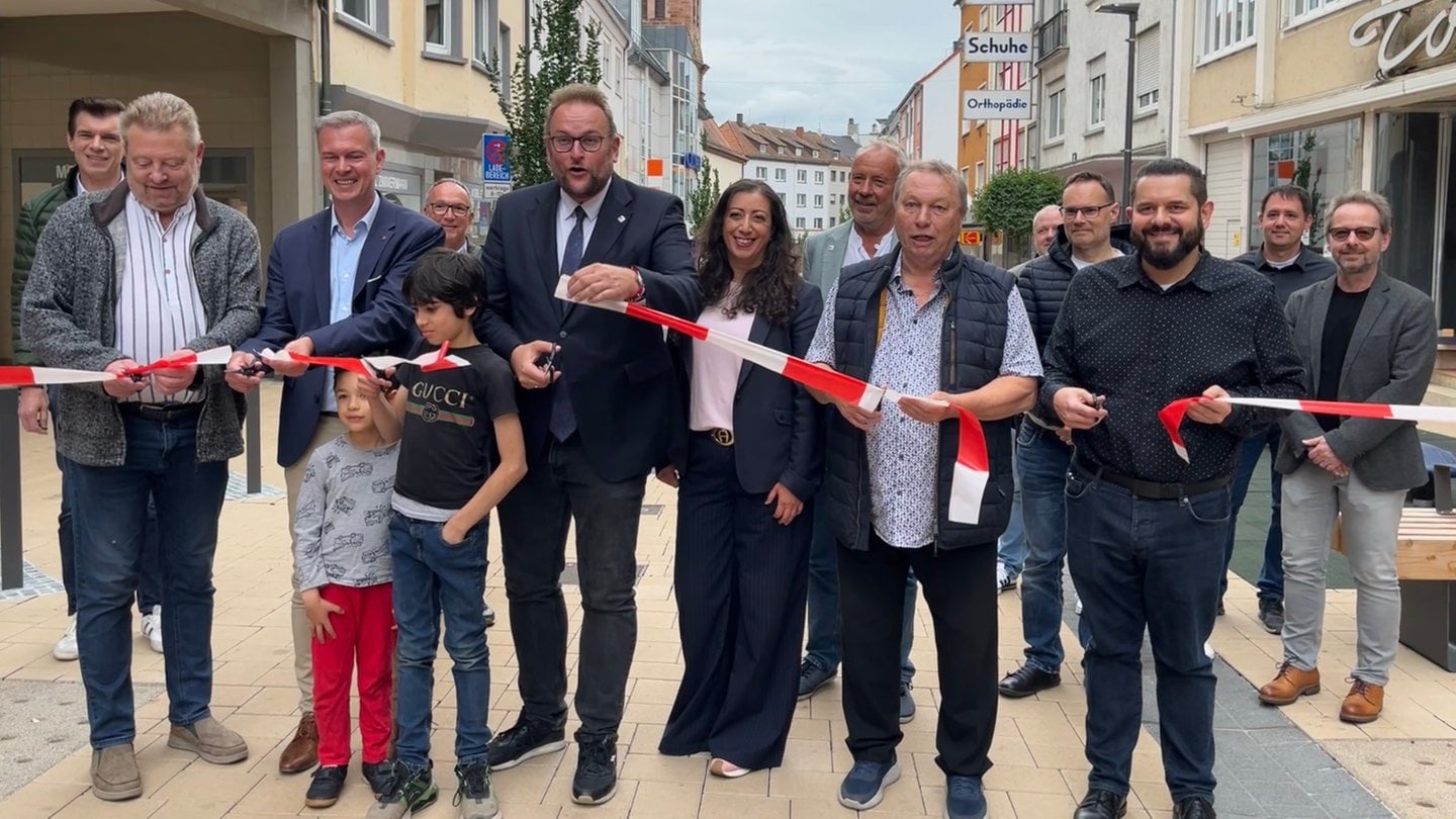 Die neu gestaltete Hauptstrasse in Pirmasens wurde eingeweiht.