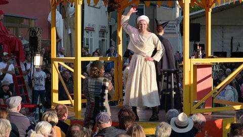 Szenen von „UFFRUR! ... on the road“, einem Theater- und Musikspektakel zu „500 Jahre Bauernkrieg“ (Foto: SWR) Szenen von „UFFRUR! ... on the road“, einem Theater- und Musikspektakel zu „500 Jahre Bauernkrieg“