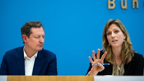 Von 2017 bis 2020 war Maja Göpel Generalsekretärin des Wissenschaftlichen Beirats der Bundesregierung Globale Umweltveränderungen. Im Bild äußerte sie sich zusammen anderen Exeprt*innen bei der Pressekonferenz zu den Schülerprotesten für Klimaschutz. 