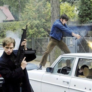 Szene aus dem Kinofilm "Der Baader-Meinhof-Komplex“ von 2008 mit Vinzenz Kiefer und Hannes Wegener als RAF-Terroristen Peter-Juergen Book und Willy Peter Stoll